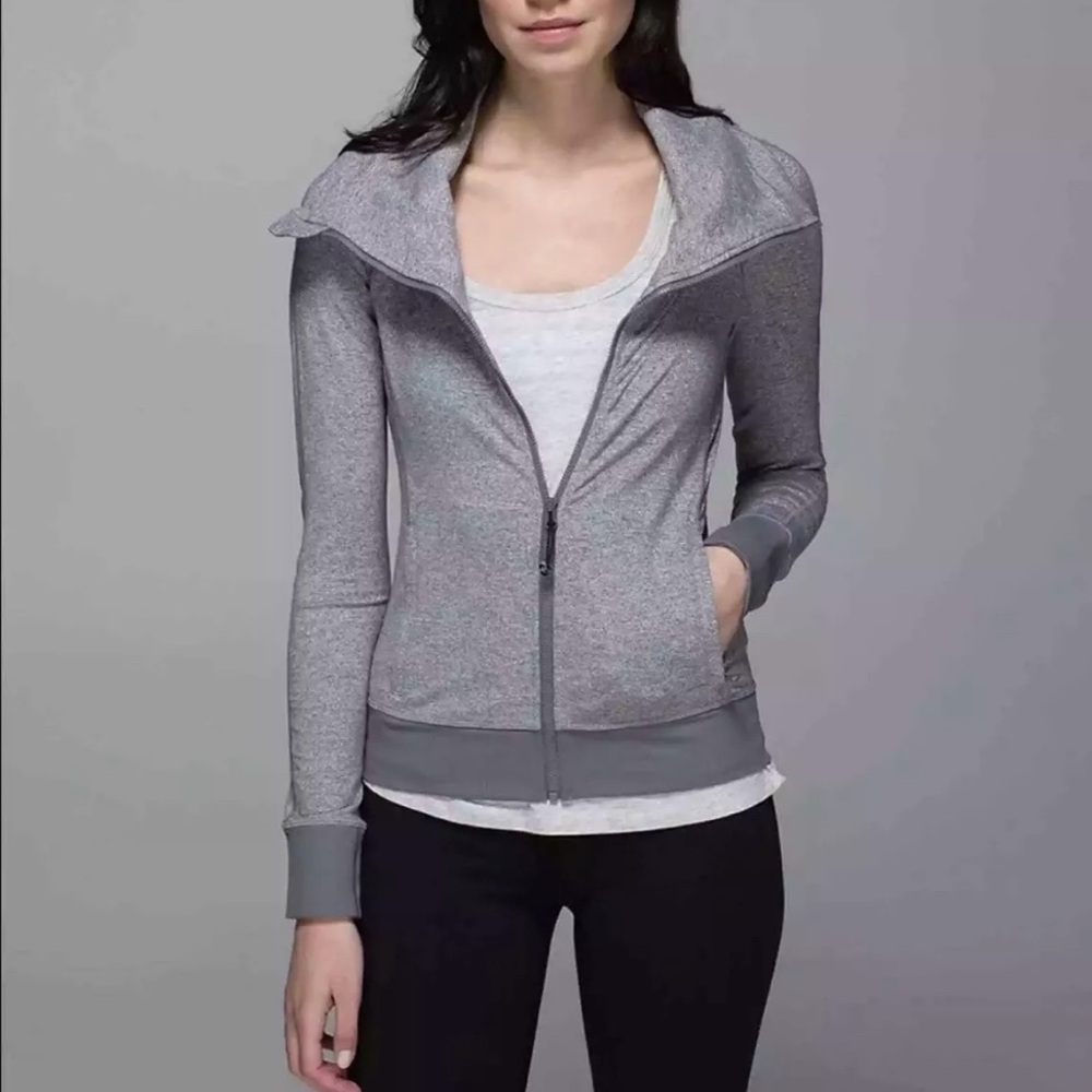 Lululemon Be Present Jacket Womens 8 Heathered Slate Gray Funnel Neck Full Zip